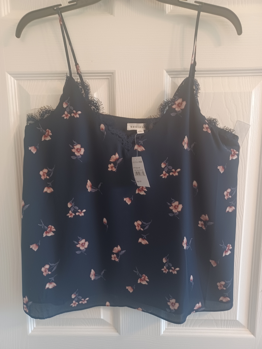NWT Socialite Navy Floral Lace-Trim Camisole Lined Feminine